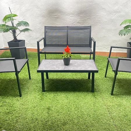 Loft En El Mercado Del Fontan Овьедо Экстерьер фото