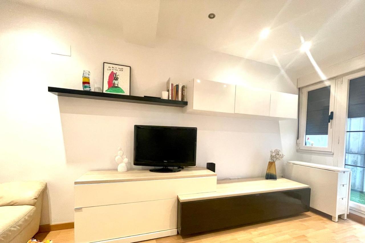 Loft En El Mercado Del Fontan Овьедо Экстерьер фото