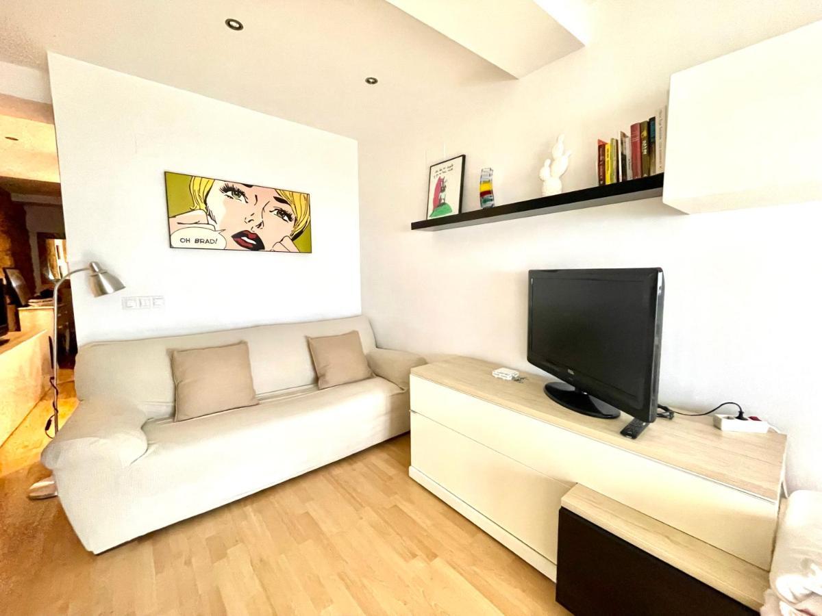 Loft En El Mercado Del Fontan Овьедо Экстерьер фото