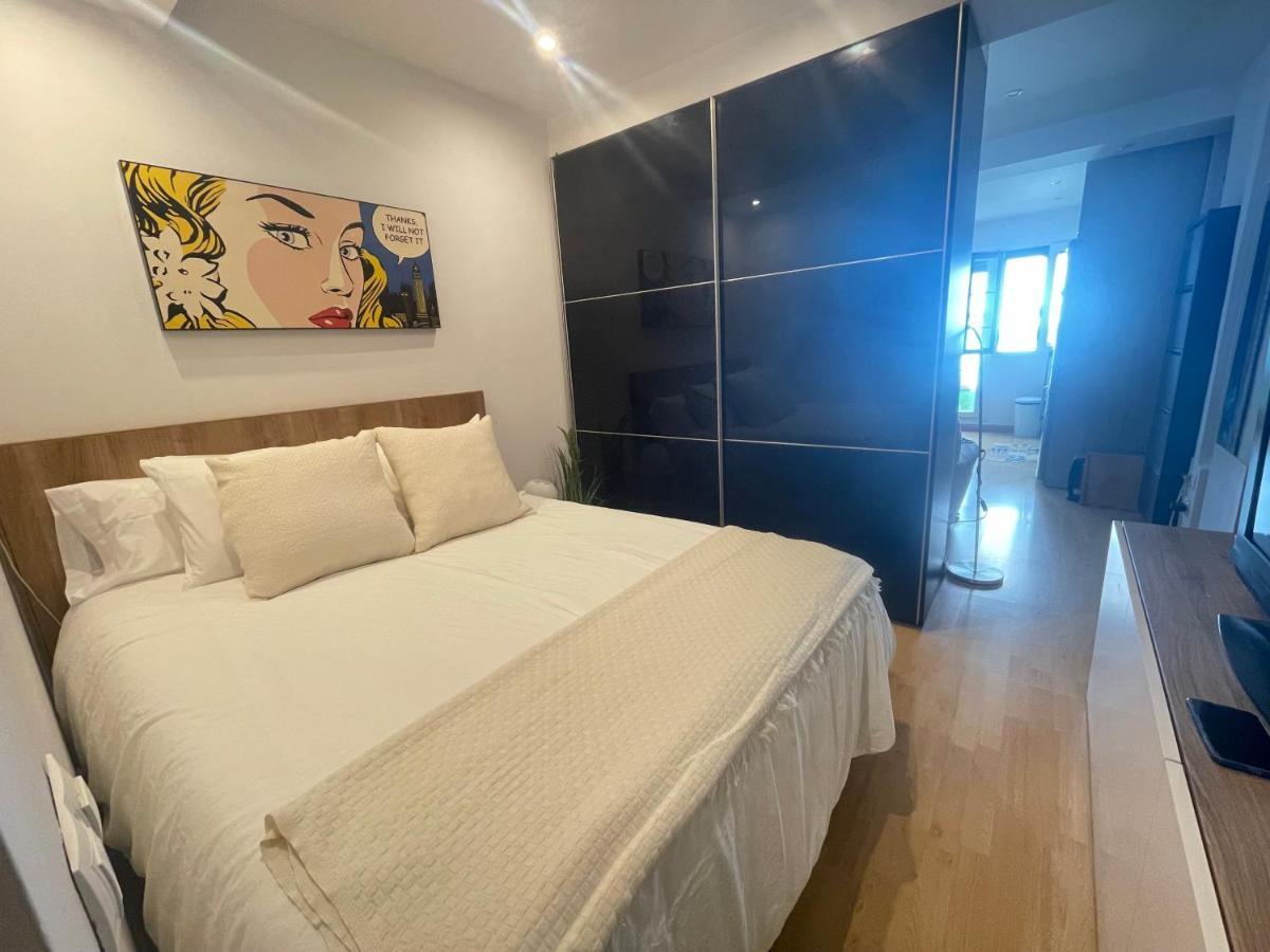 Loft En El Mercado Del Fontan Овьедо Экстерьер фото